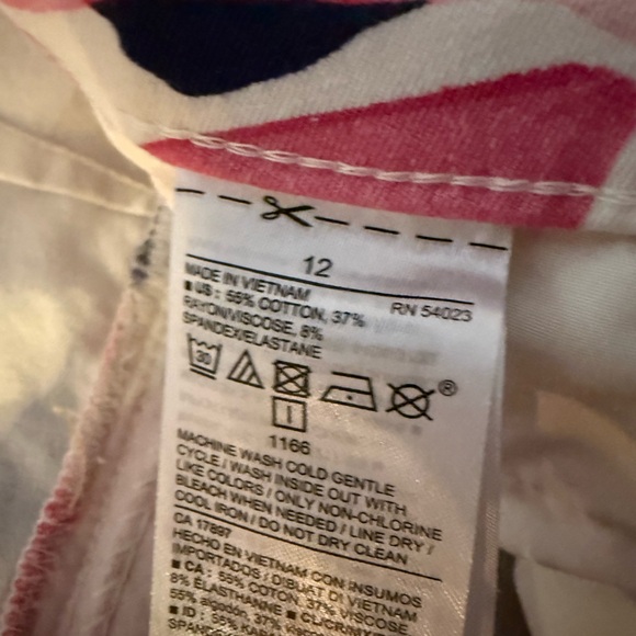 Old Navy Floral Ankle Pants - Pink, Navy, and Gold - Picture 6 of 6